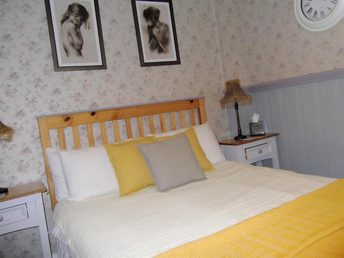 J'S Mayfair Guest House Blackpool Buitenkant foto