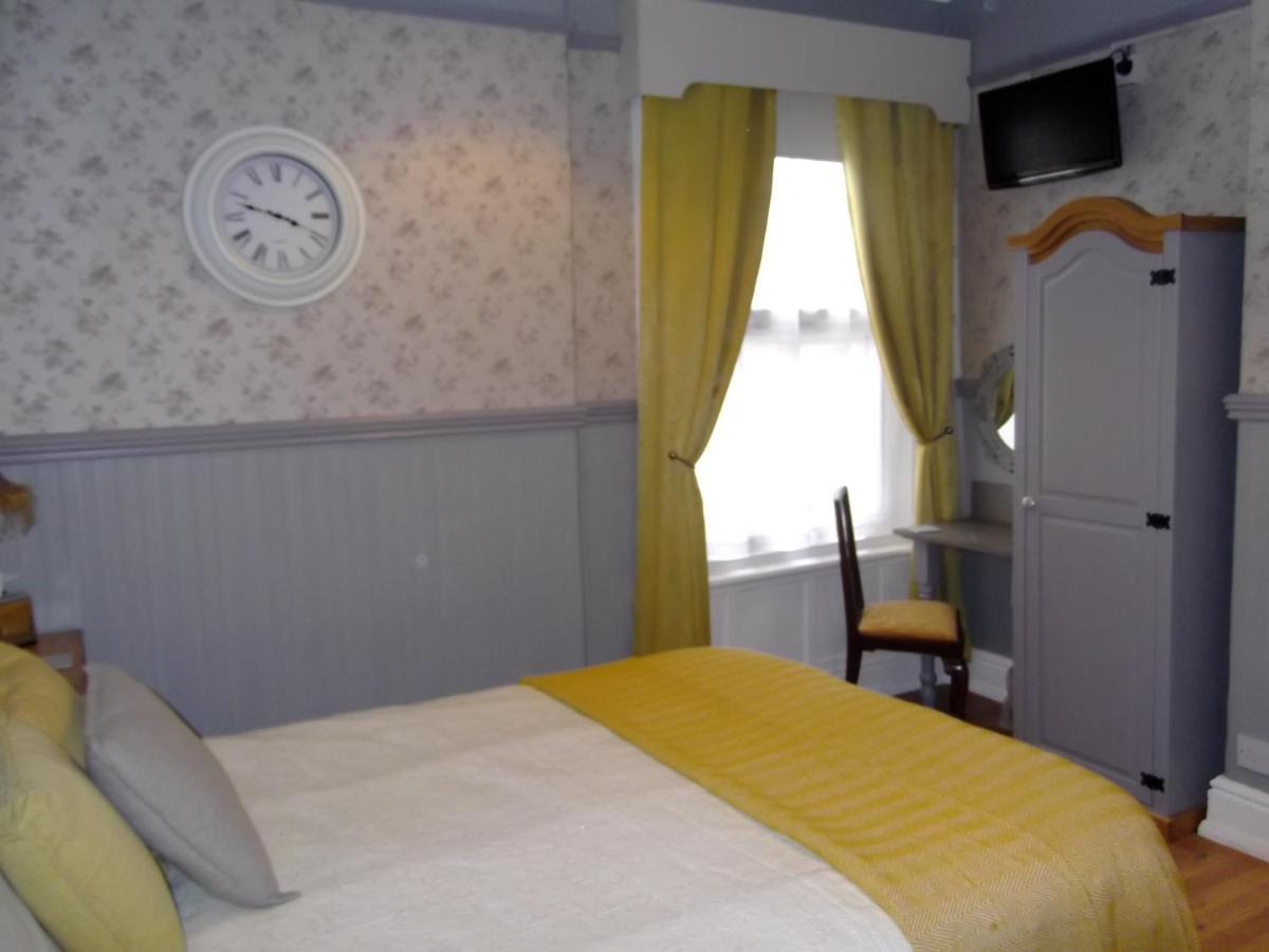 J'S Mayfair Guest House Blackpool Buitenkant foto